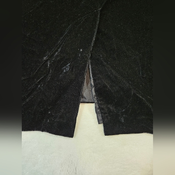 Vintage Potomac Collection Womens 14 Black Velvet A-line Midi Skirt - Picture 5 of 5
